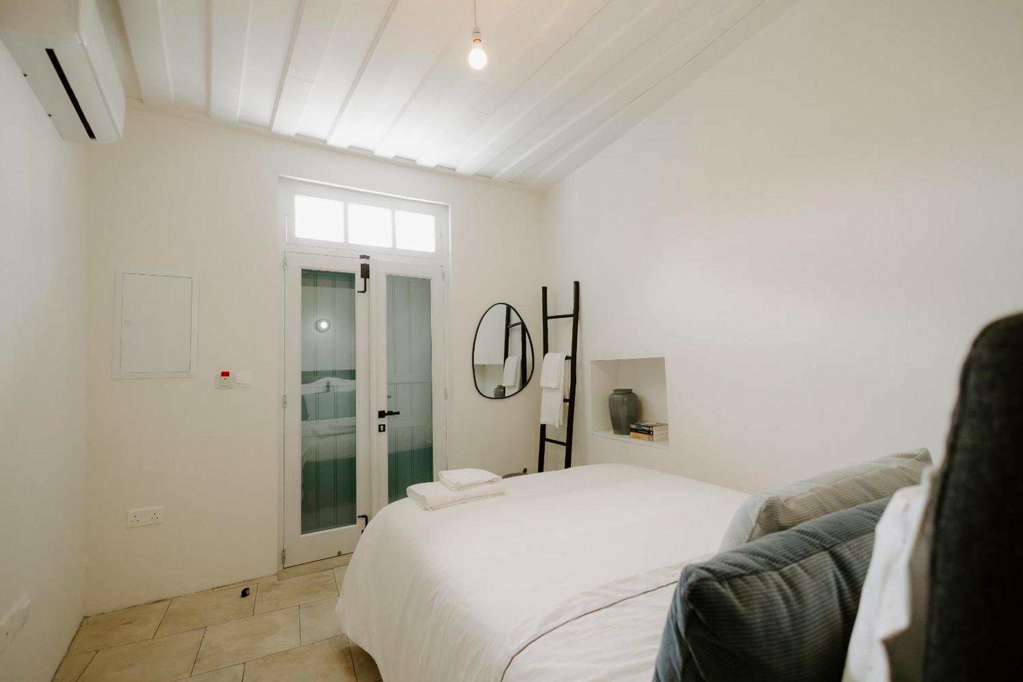 Smaragda'S Guest Rooms Limassol Extérieur photo